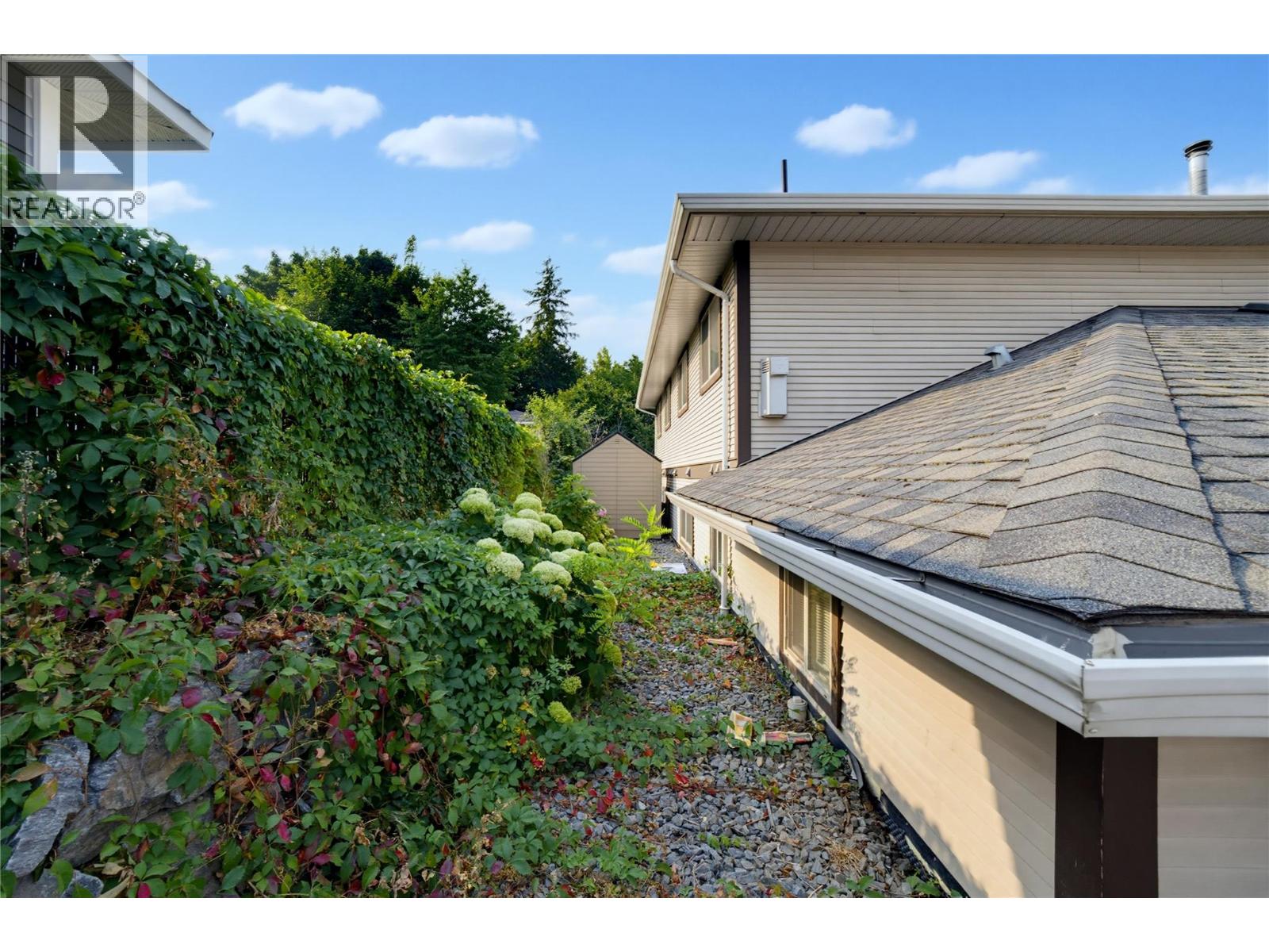 #1 660 20 Street NE - 55