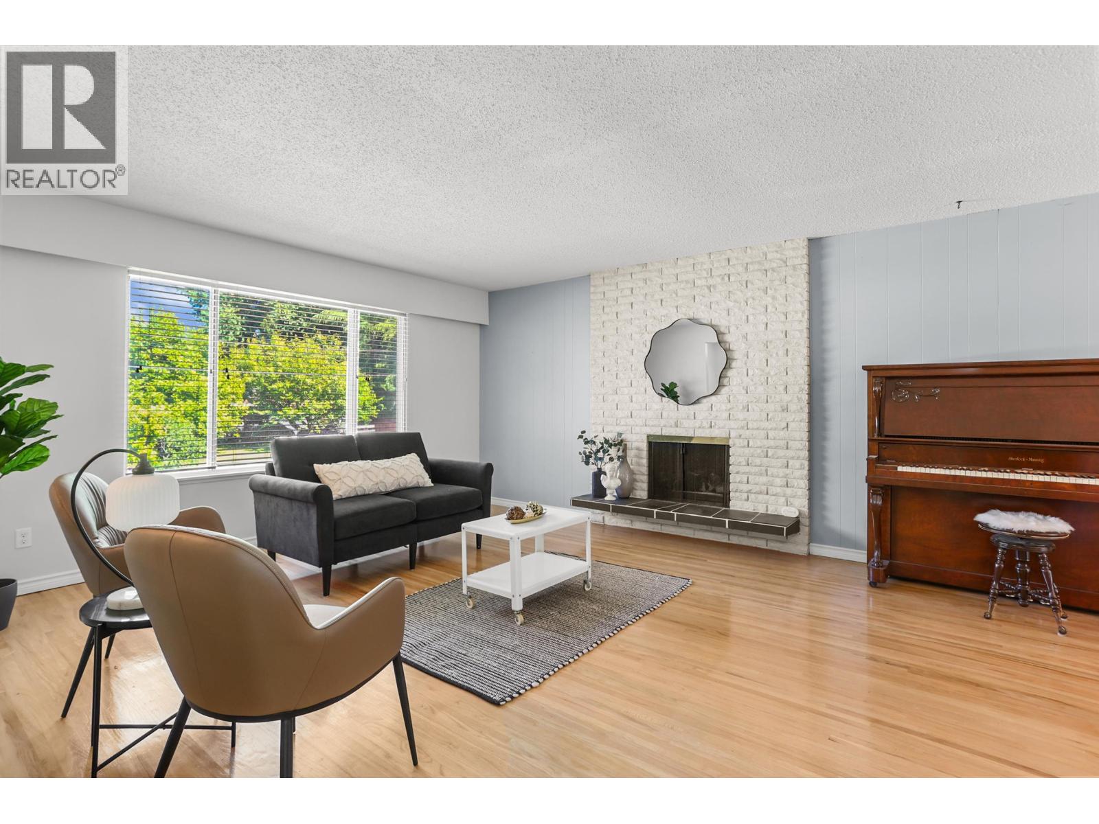 11663 MORRIS STREET, Maple Ridge — photo 3