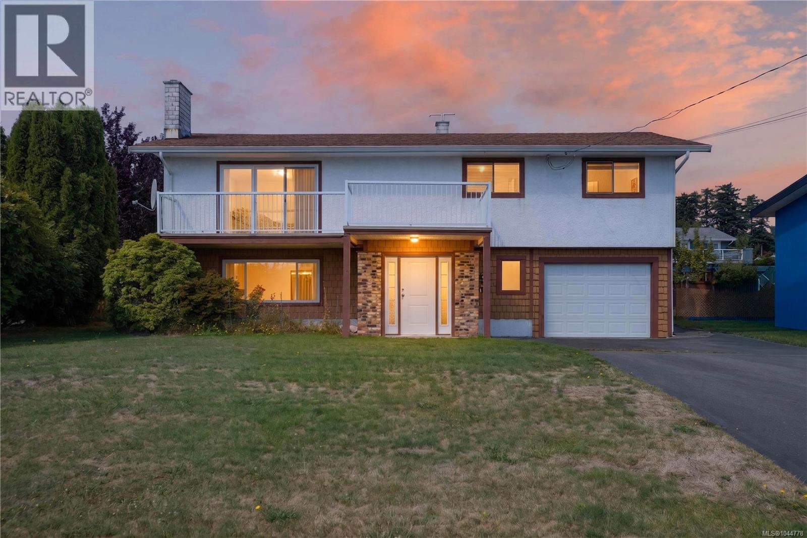 132 Thulin St S - 3