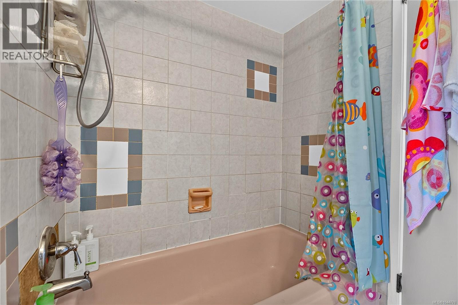132 Thulin St S - 61
