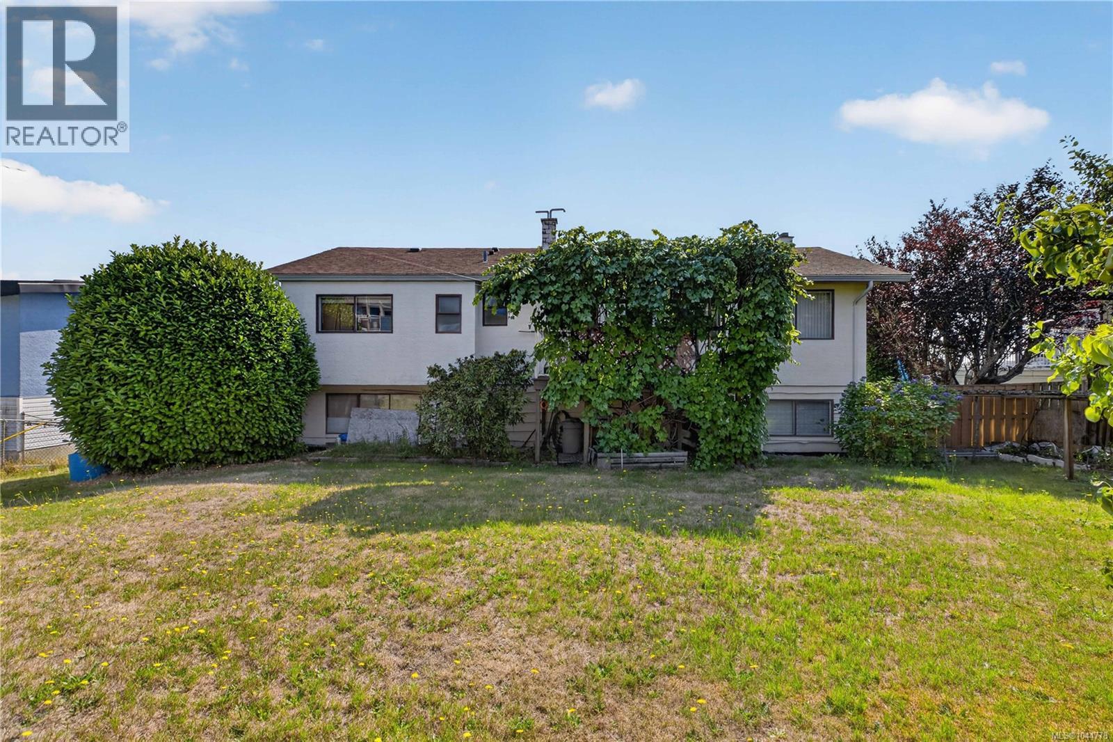 132 Thulin St S - 68