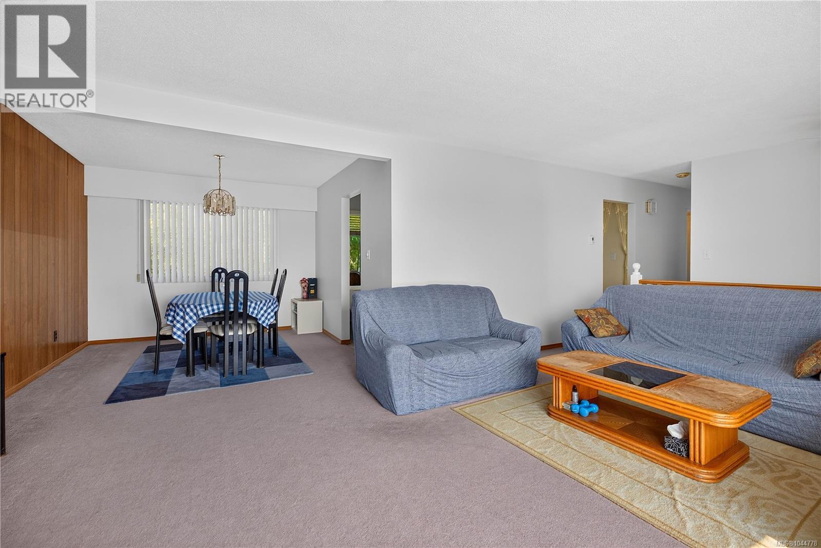 132 Thulin St S - 27