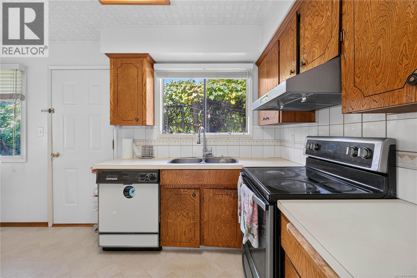 132 Thulin St S - Image 43