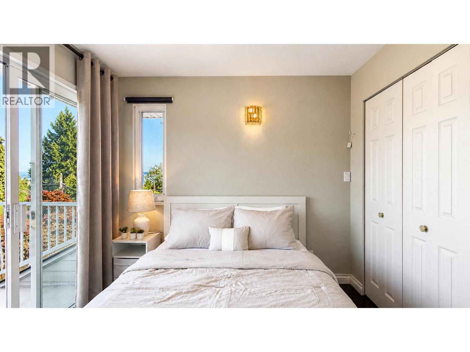 823 BURNABY STREET, New Westminster