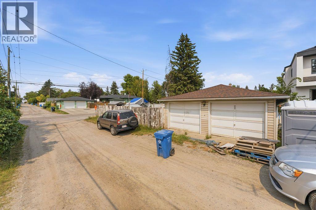 5604 21 Street SW - 9