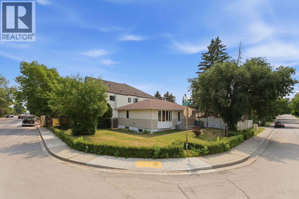 5604 21 Street SW - 3