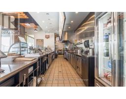 18267 Yonge Street, East Gwillimbury, ON L9N0J1 Photo 15