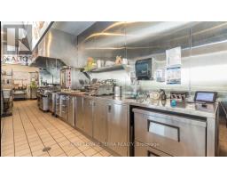 18267 Yonge Street, East Gwillimbury, ON L9N0J1 Photo 17