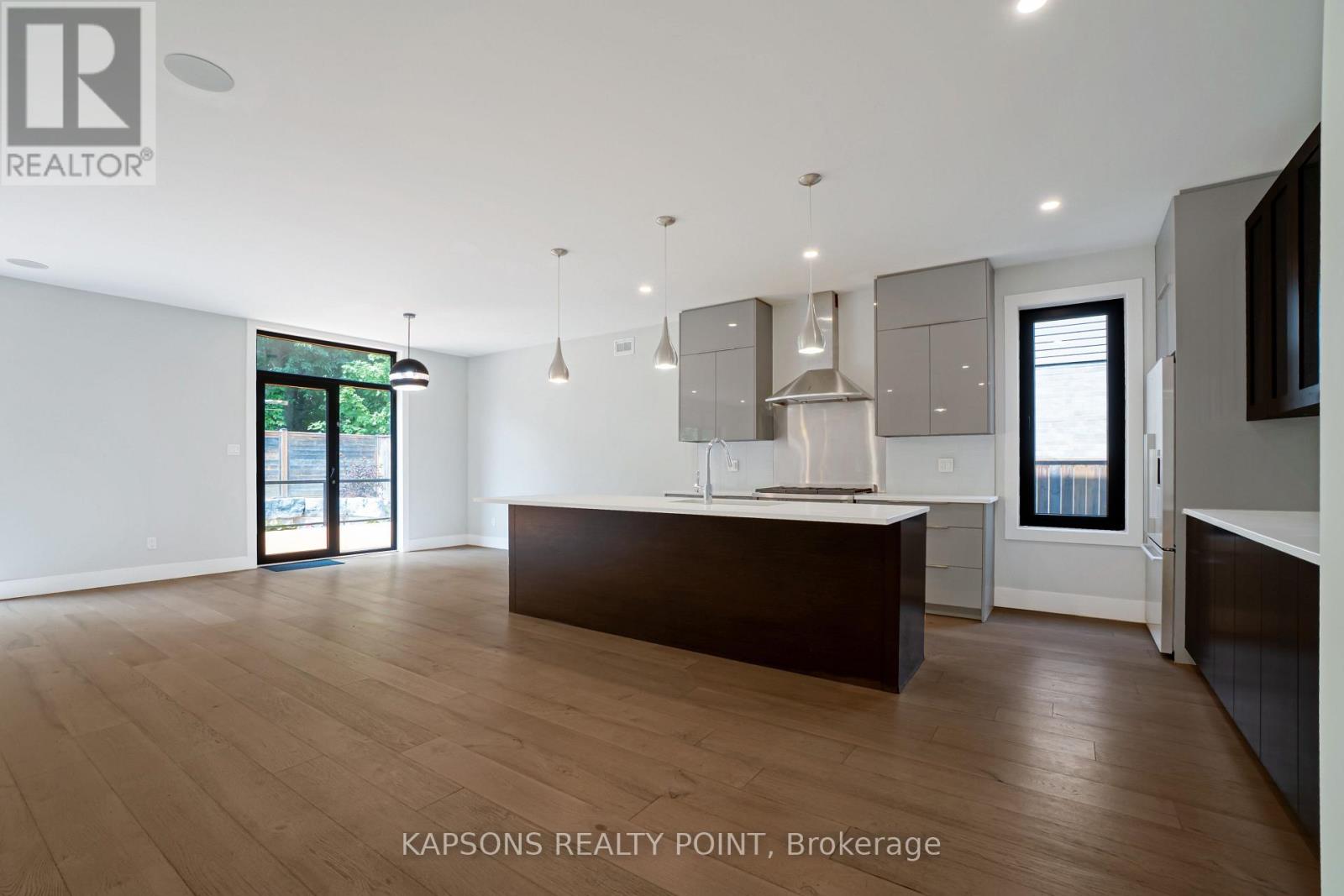 2368 RED THORNE AVENUE - Image 15