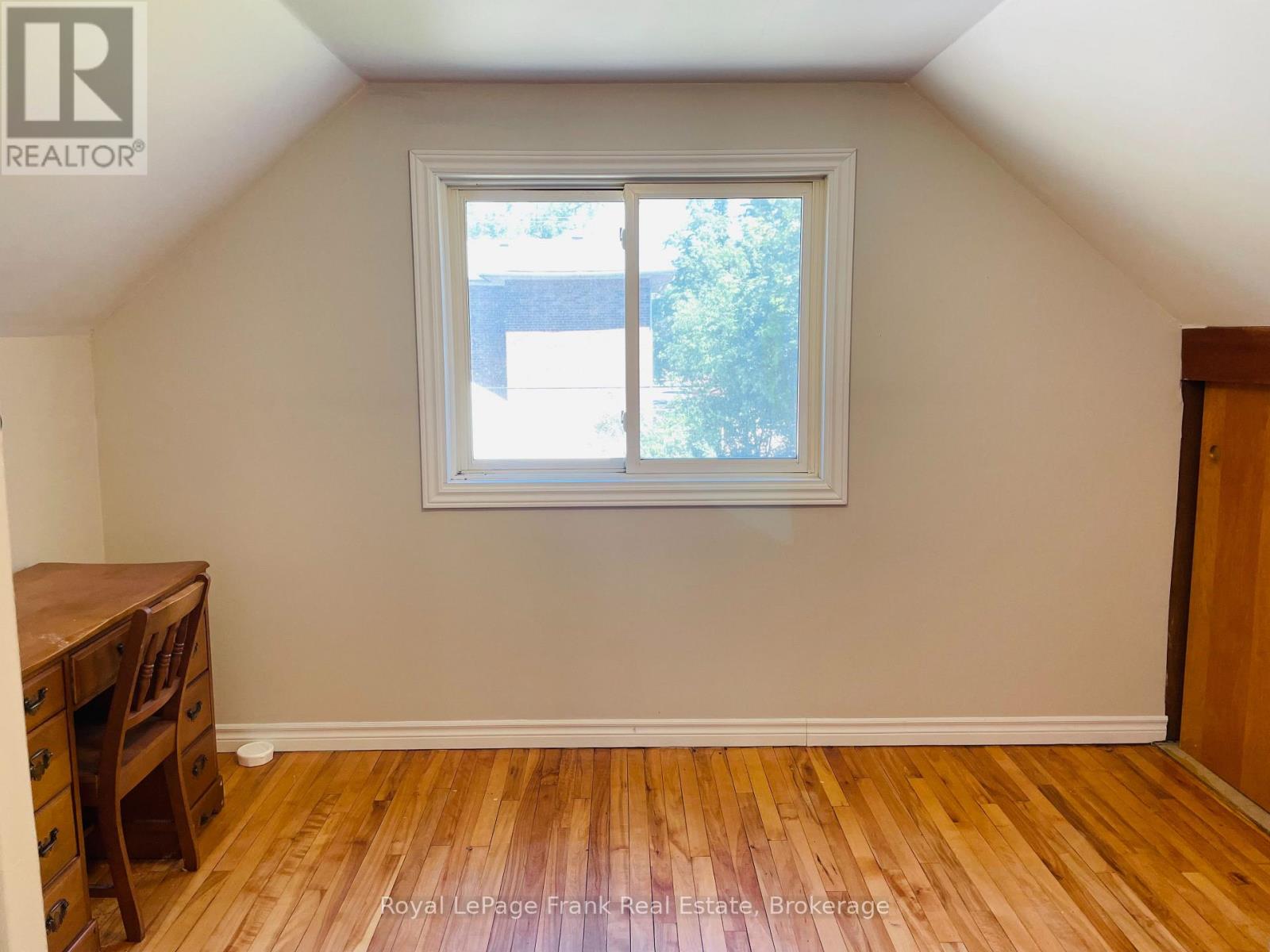 438 ROSE AVENUE - 4