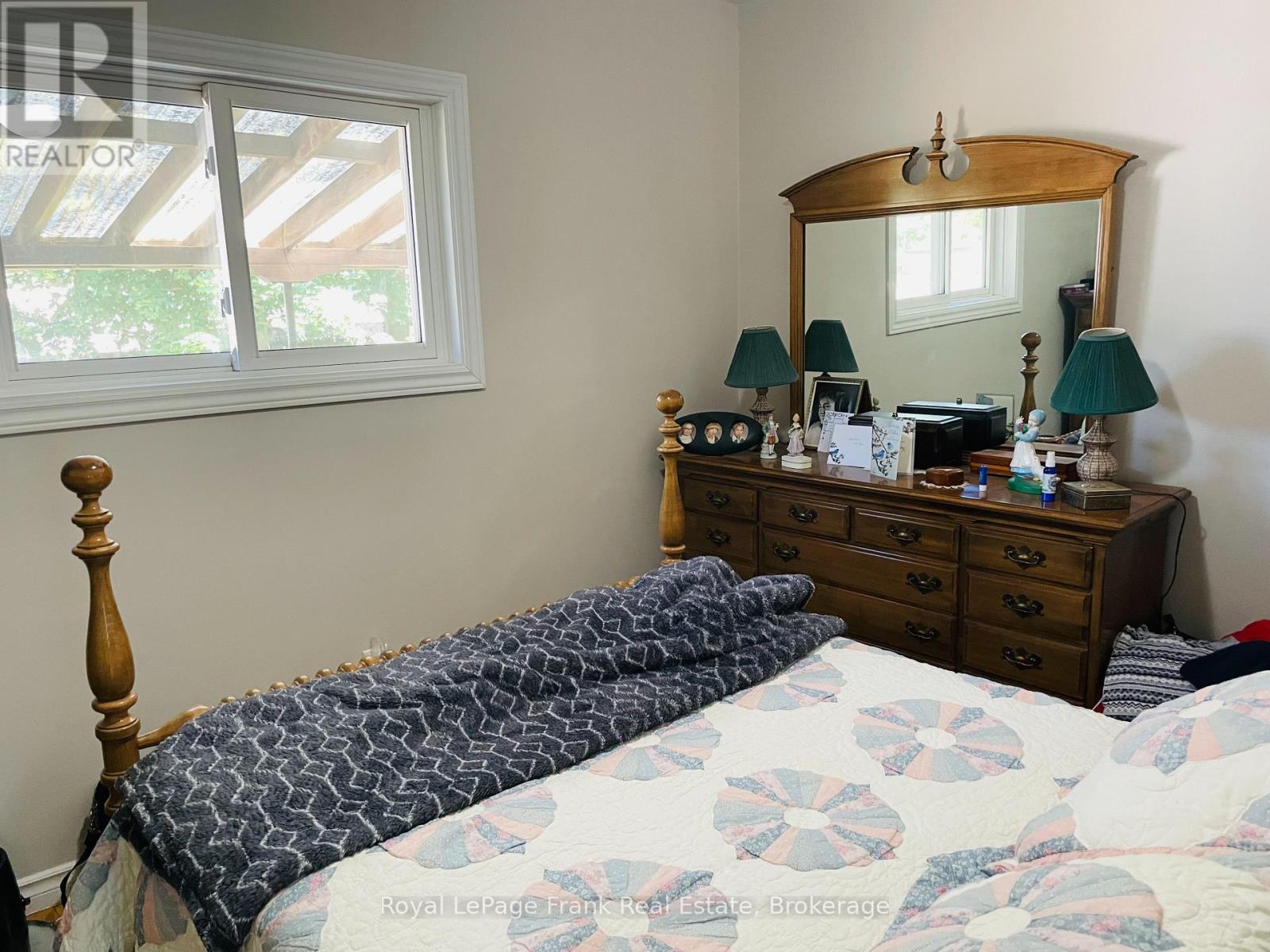 438 ROSE AVENUE - 9