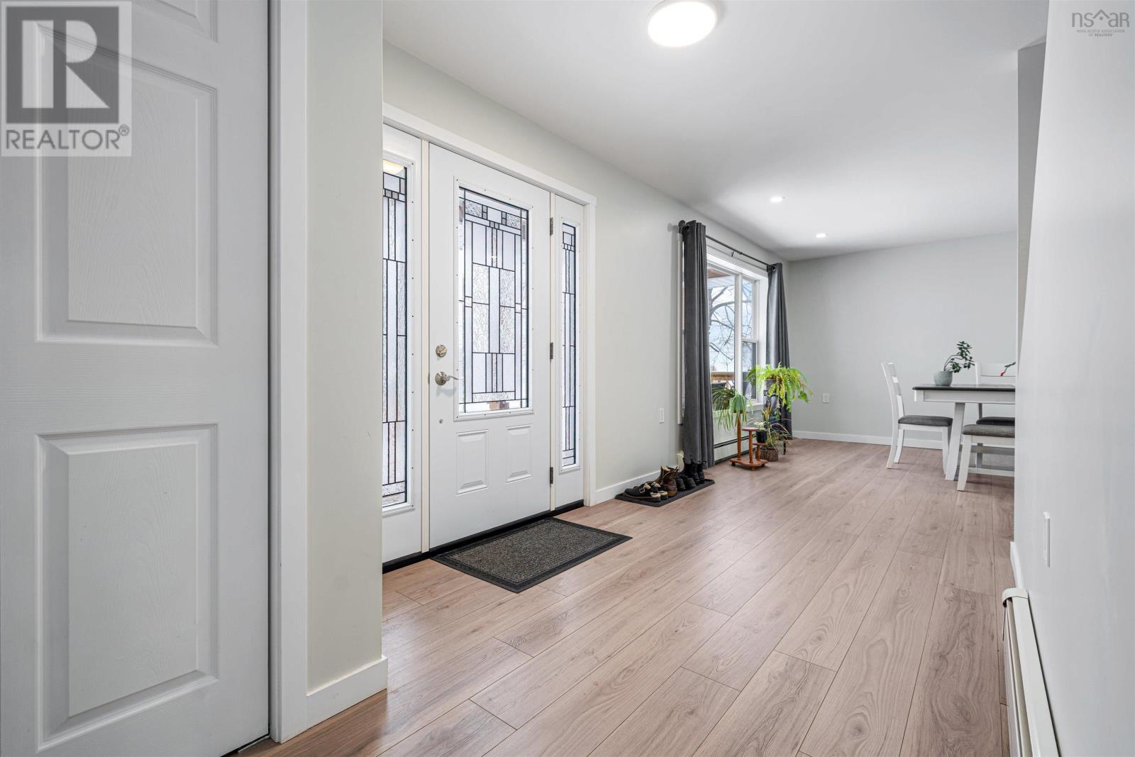 1568 North Main Street - 20