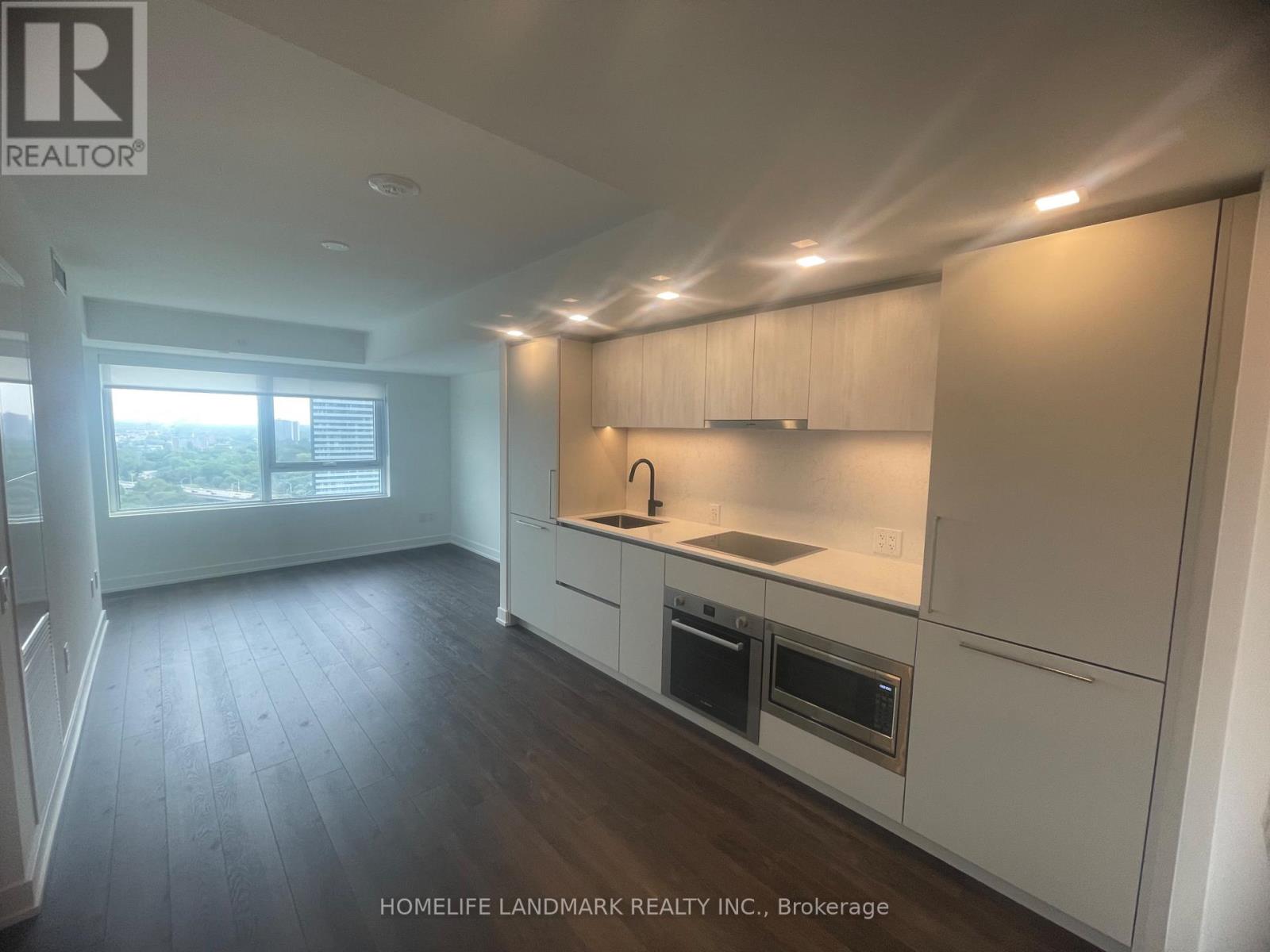 Photo of 609 Sherbourne Street