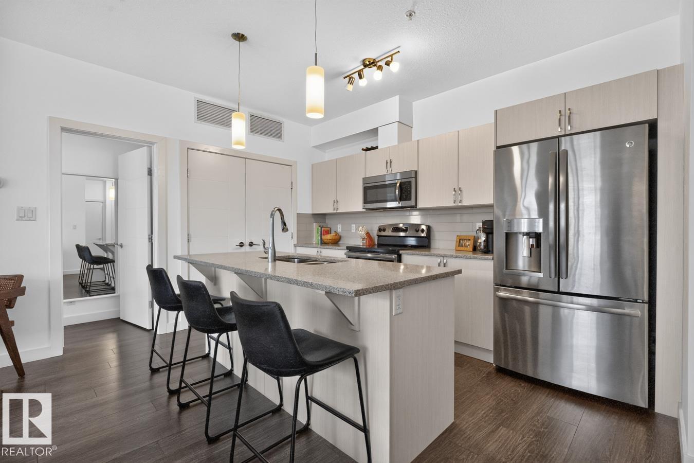 #206 8525 91 ST NW - 7