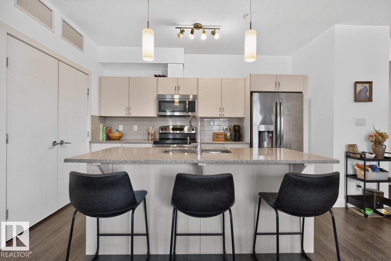 #206 8525 91 ST NW - 8
