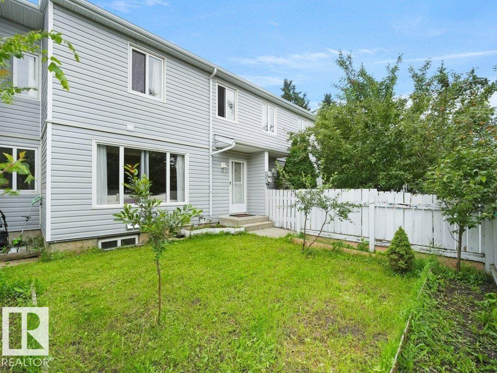 34 AMBERLY CO NW - 7