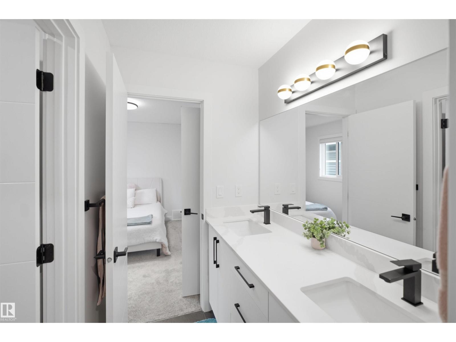 5493 KOOTOOK Road SW - Photo 40