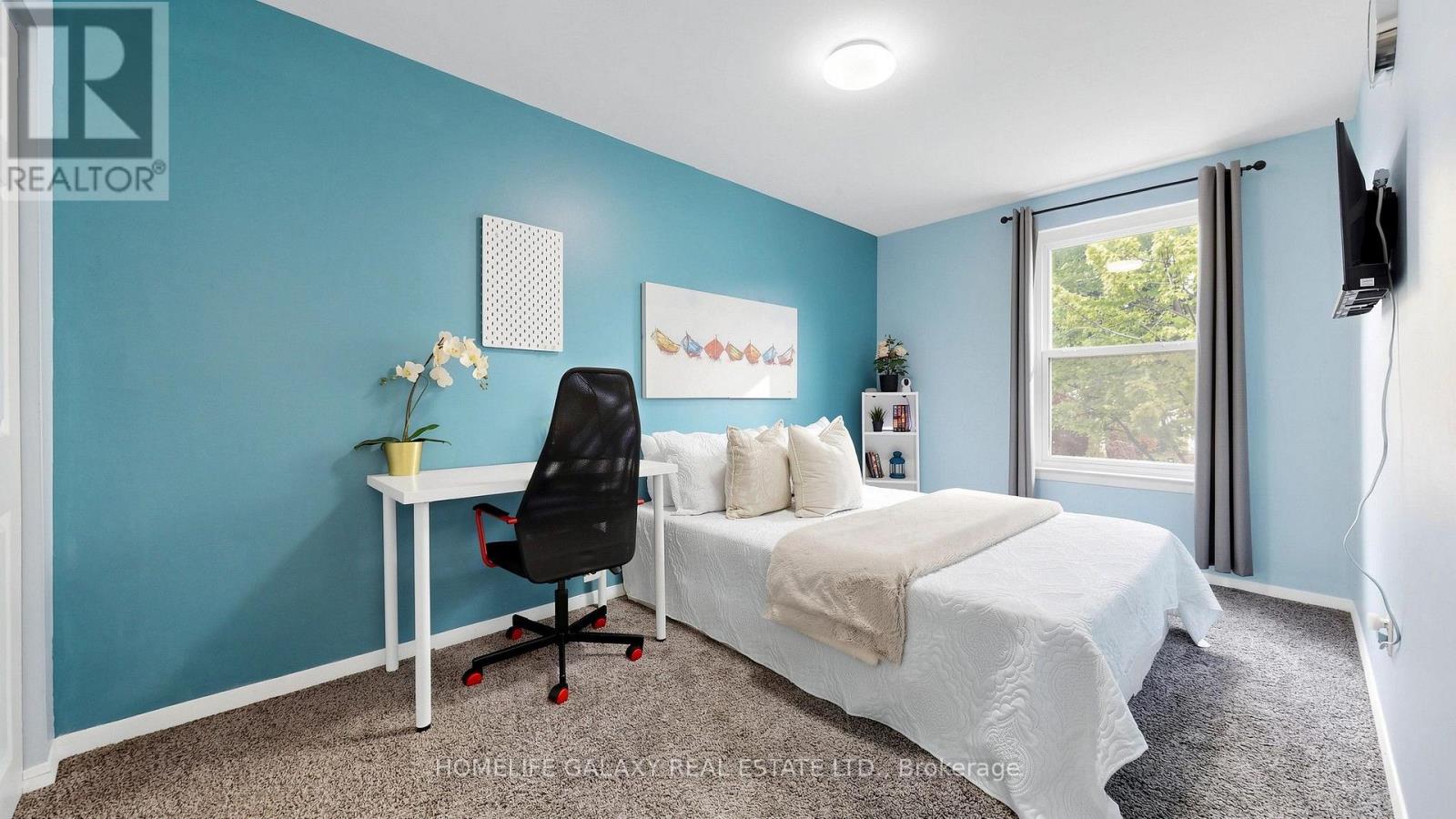 #16 925 BAYLY STREET - 26