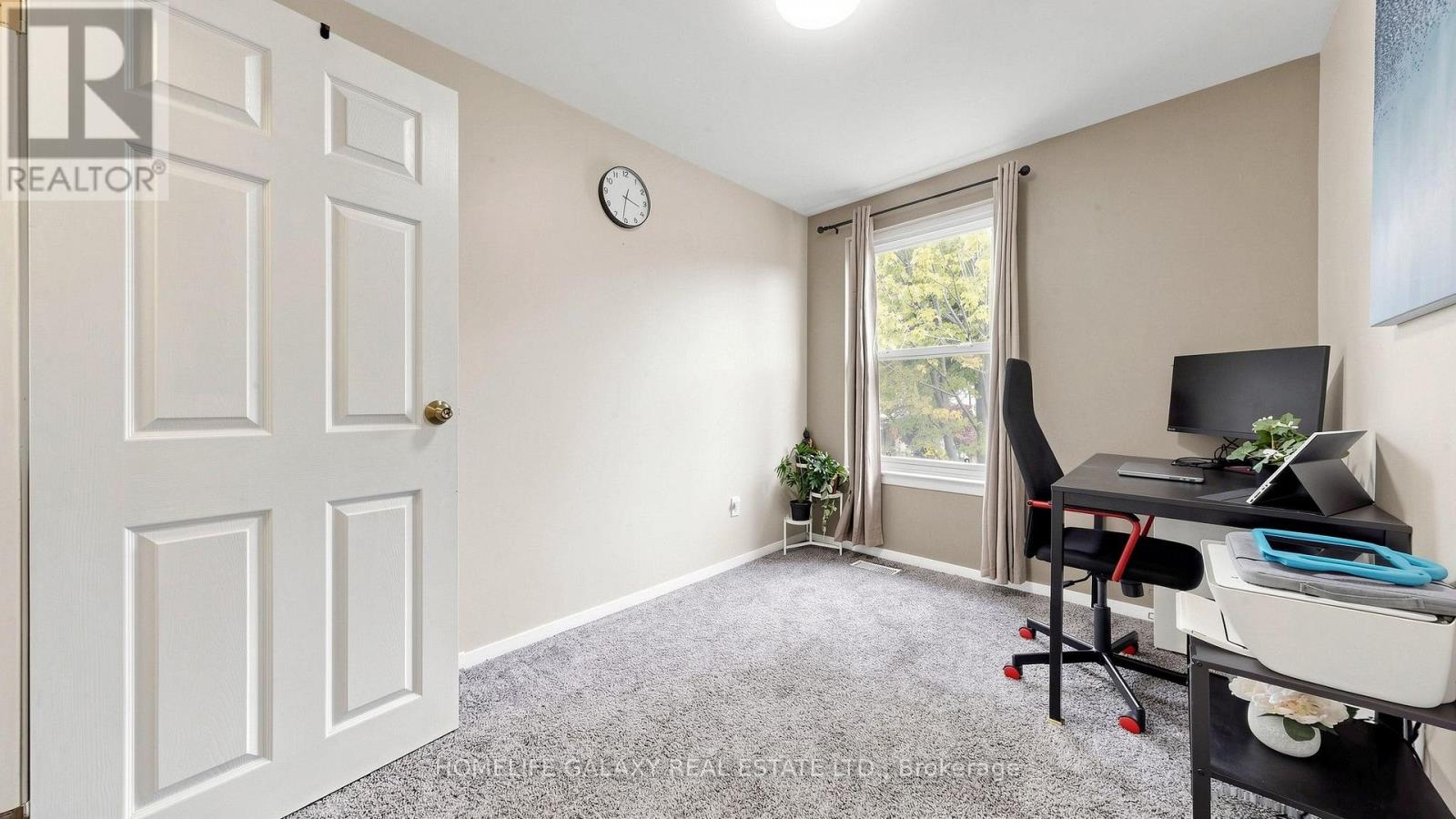 #16 925 BAYLY STREET - 31