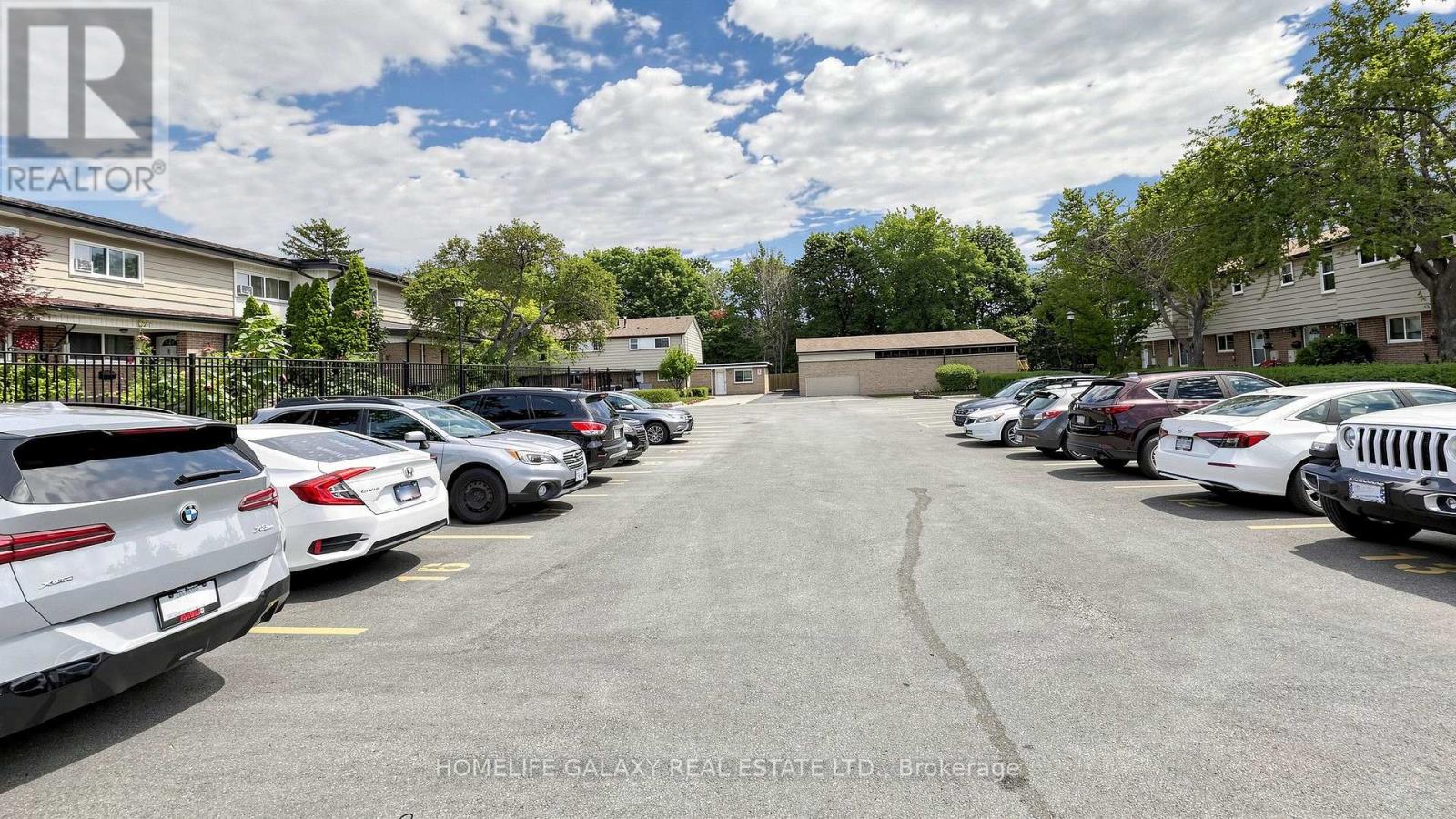 #16 925 BAYLY STREET - 48