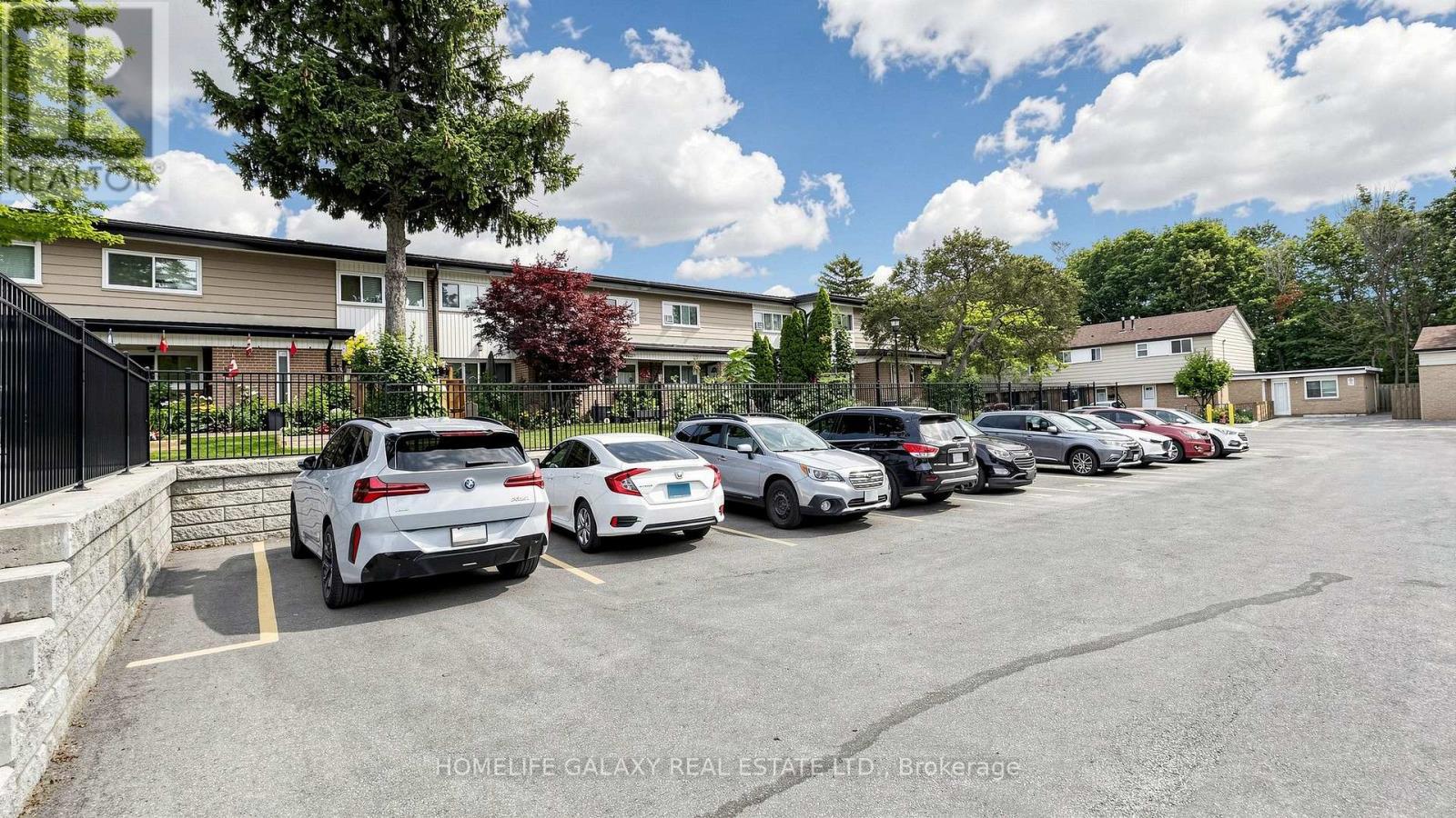 #16 925 BAYLY STREET - 49