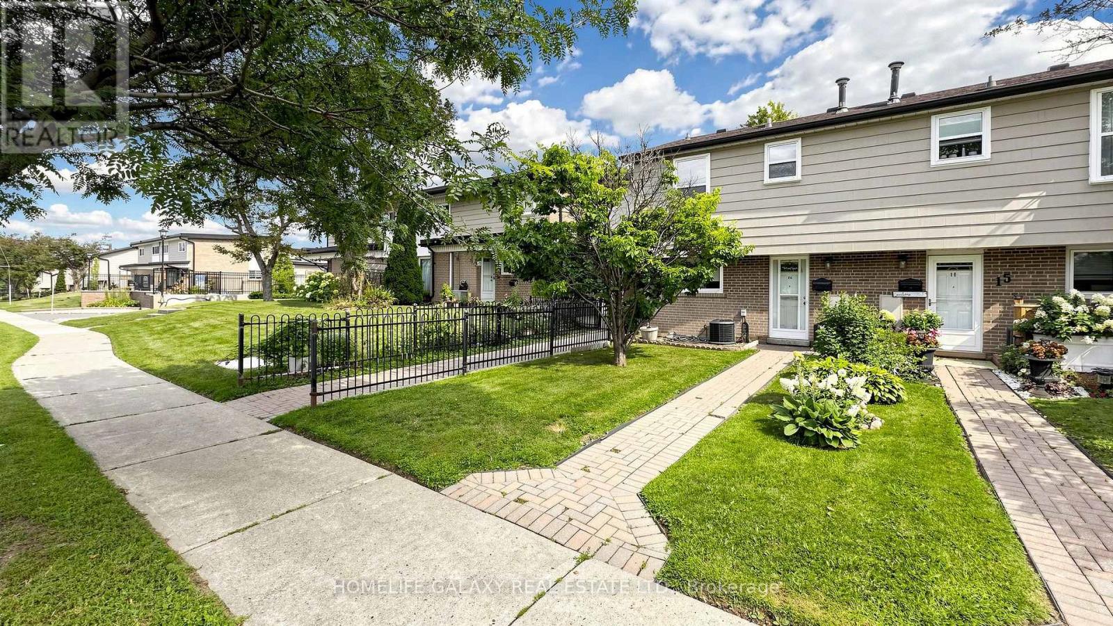 #16 925 BAYLY STREET - 5