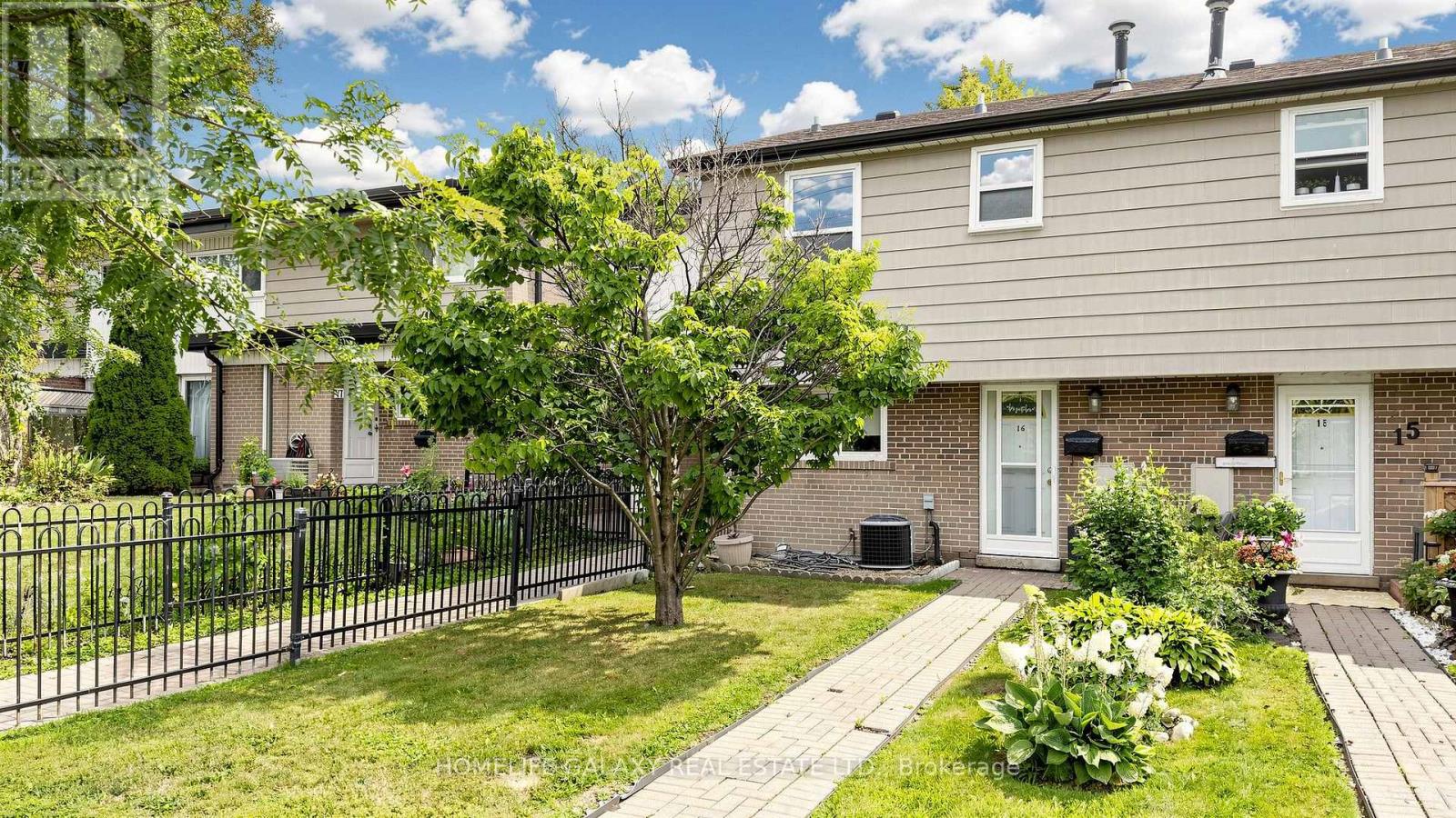 #16 925 BAYLY STREET - 6