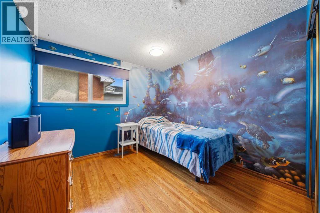 10407 2 Street SE - Image 16