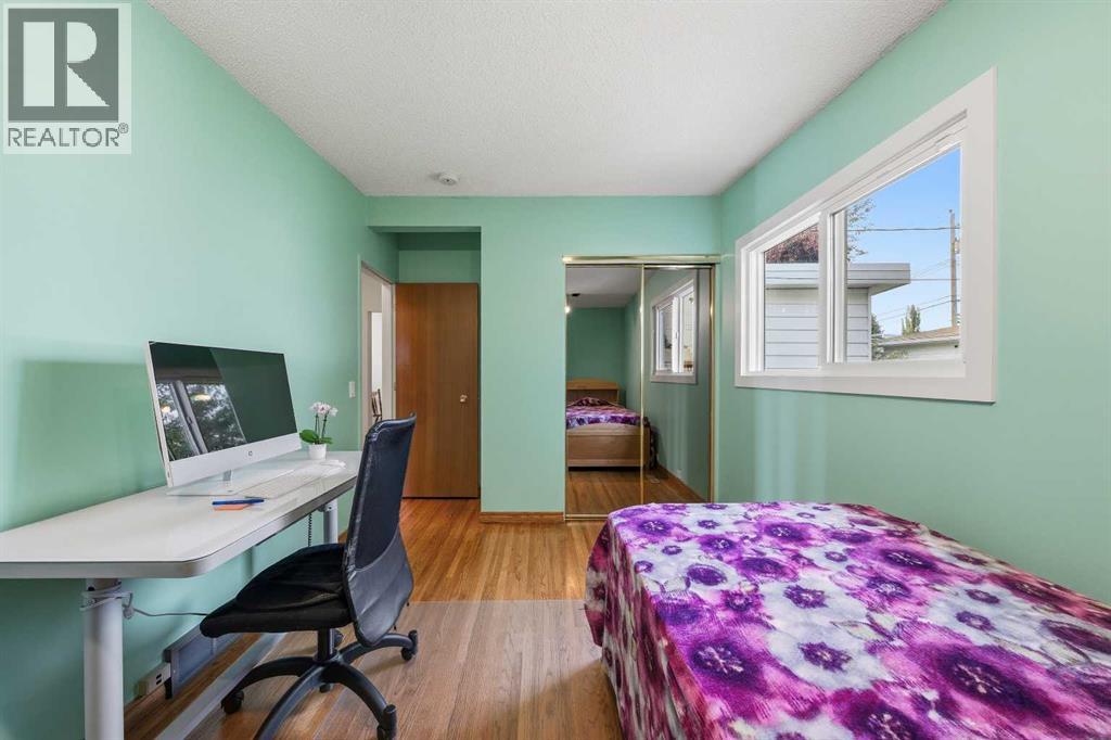 10407 2 Street SE - Image 15