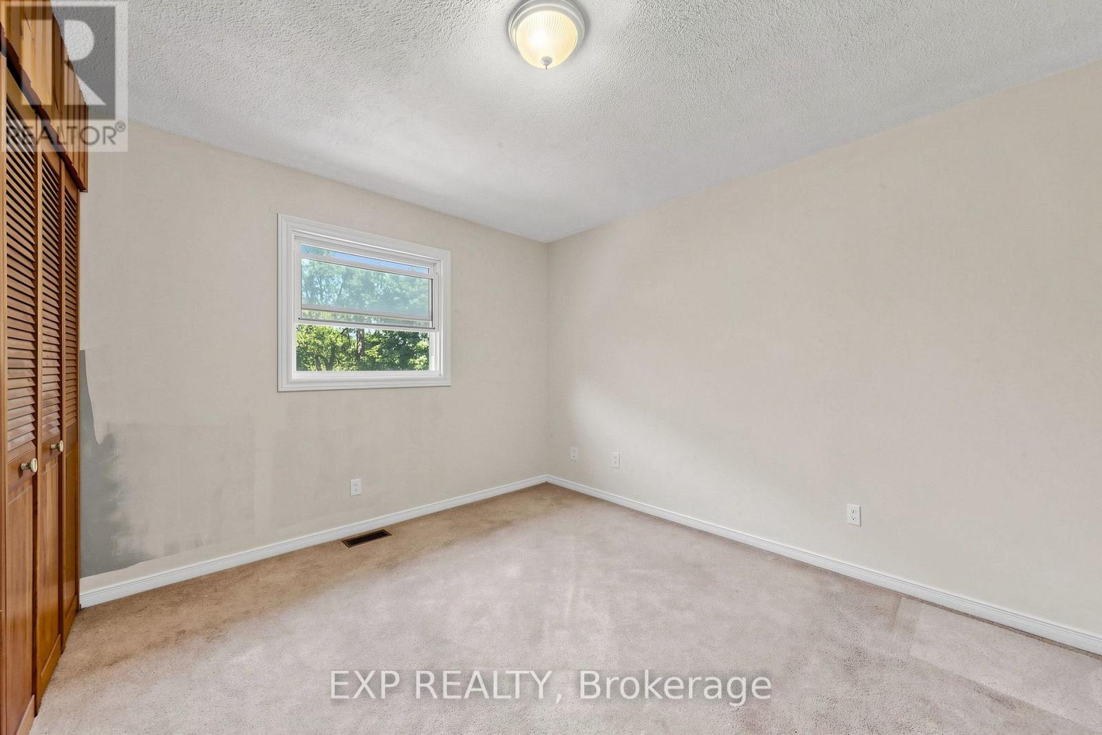 146 BESSBOROUGH DRIVE - 19