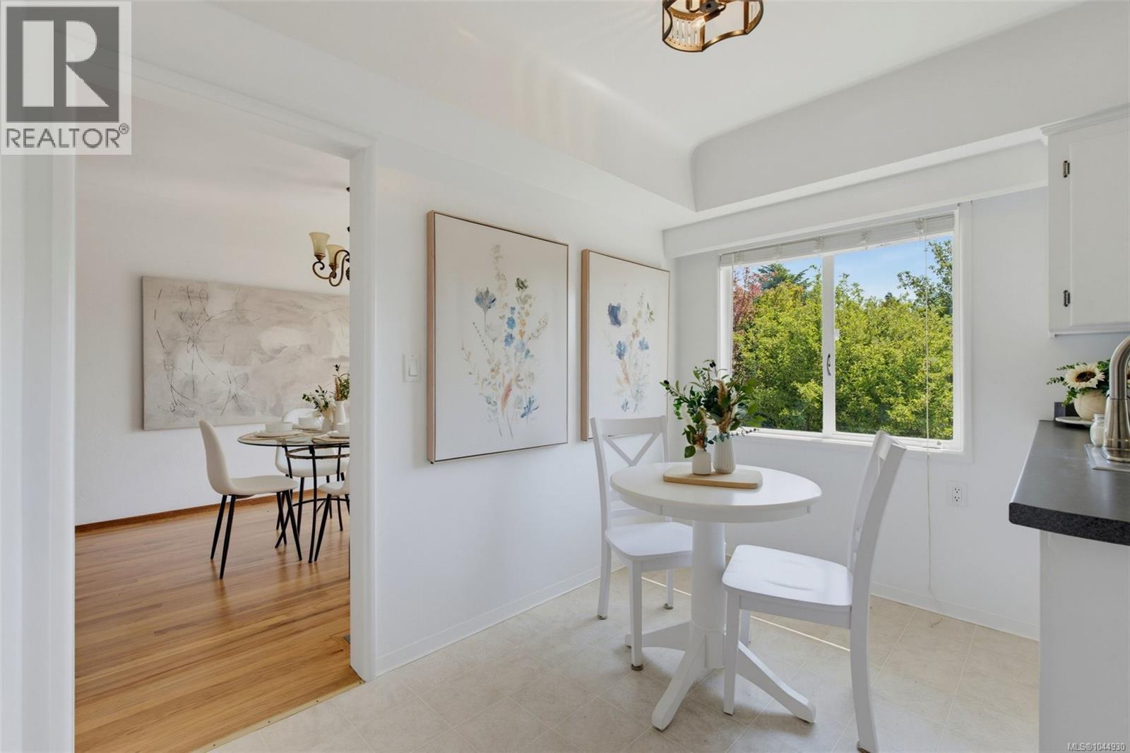  2667 Dunlevy Street, Oak Bay
