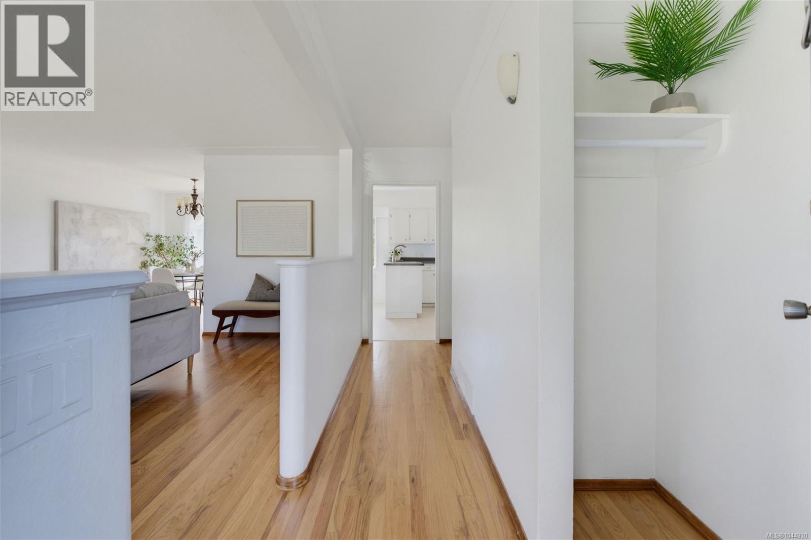  2667 Dunlevy Street, Oak Bay