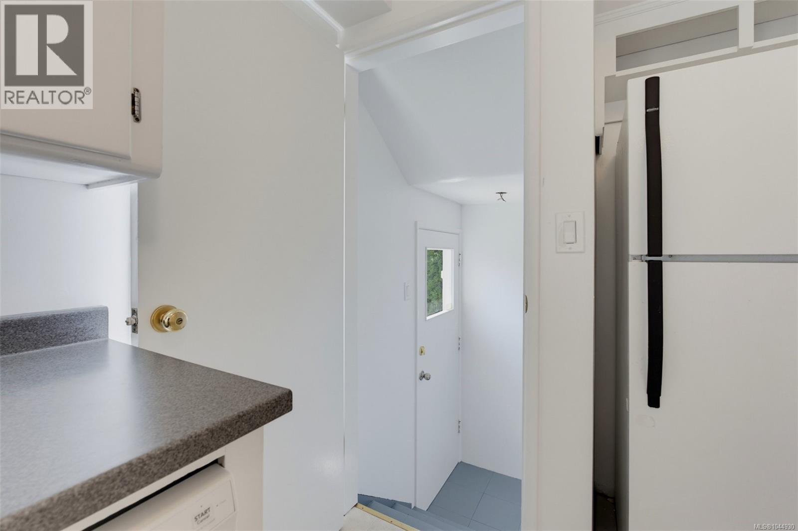  2667 Dunlevy Street, Oak Bay