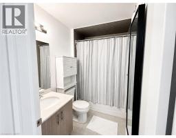 10 Concord Place Unit# 117, Grimsby, ON L3M0G6 Photo 16