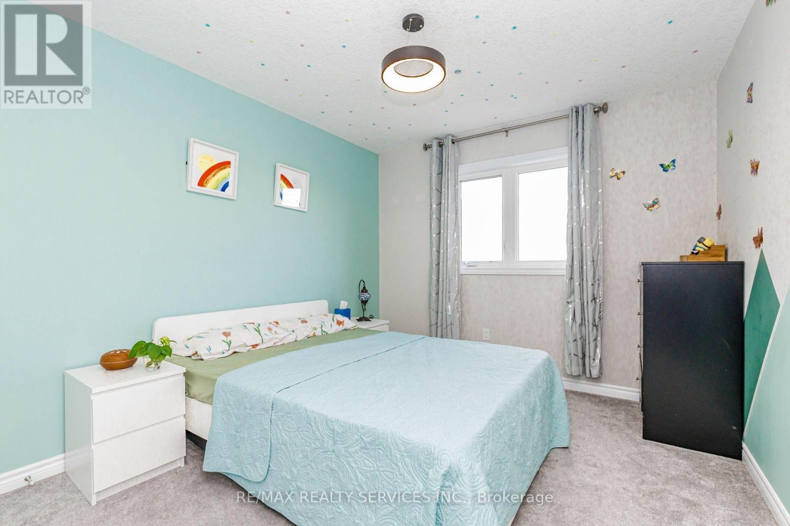 1561 DUNKIRK AVENUE - 28
