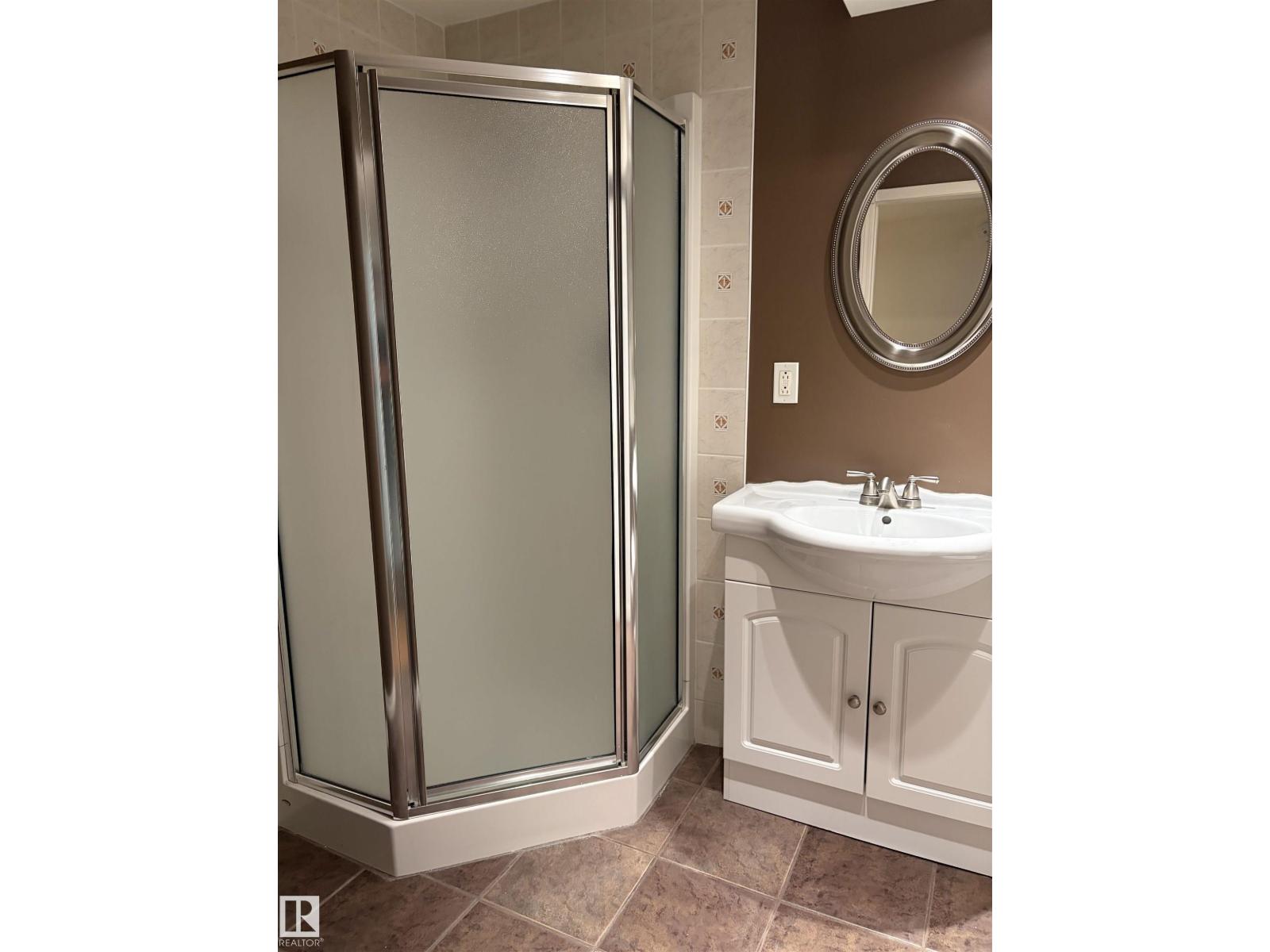 1027 109 Street NW - Photo 48