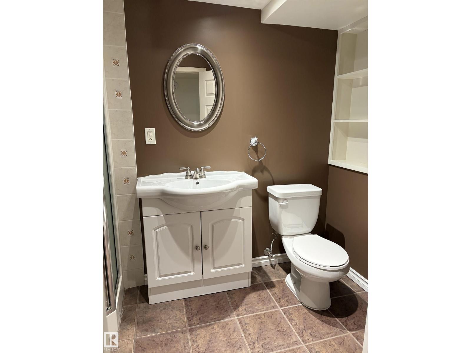 1027 109 ST NW - 49