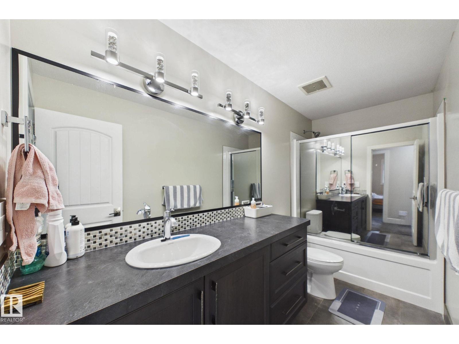 48 Lundberg Crescent - Photo 35