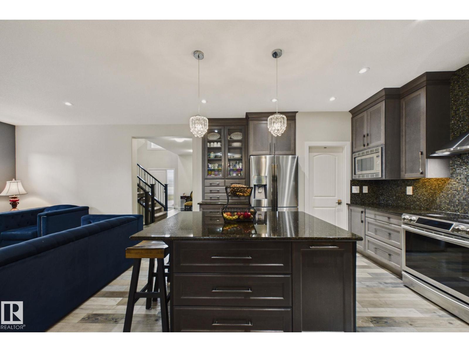 48 Lundberg Crescent - Photo 10