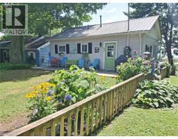 Living room - 43 Bucks Park, Port Dover, ON N0A1N0 Photo 6