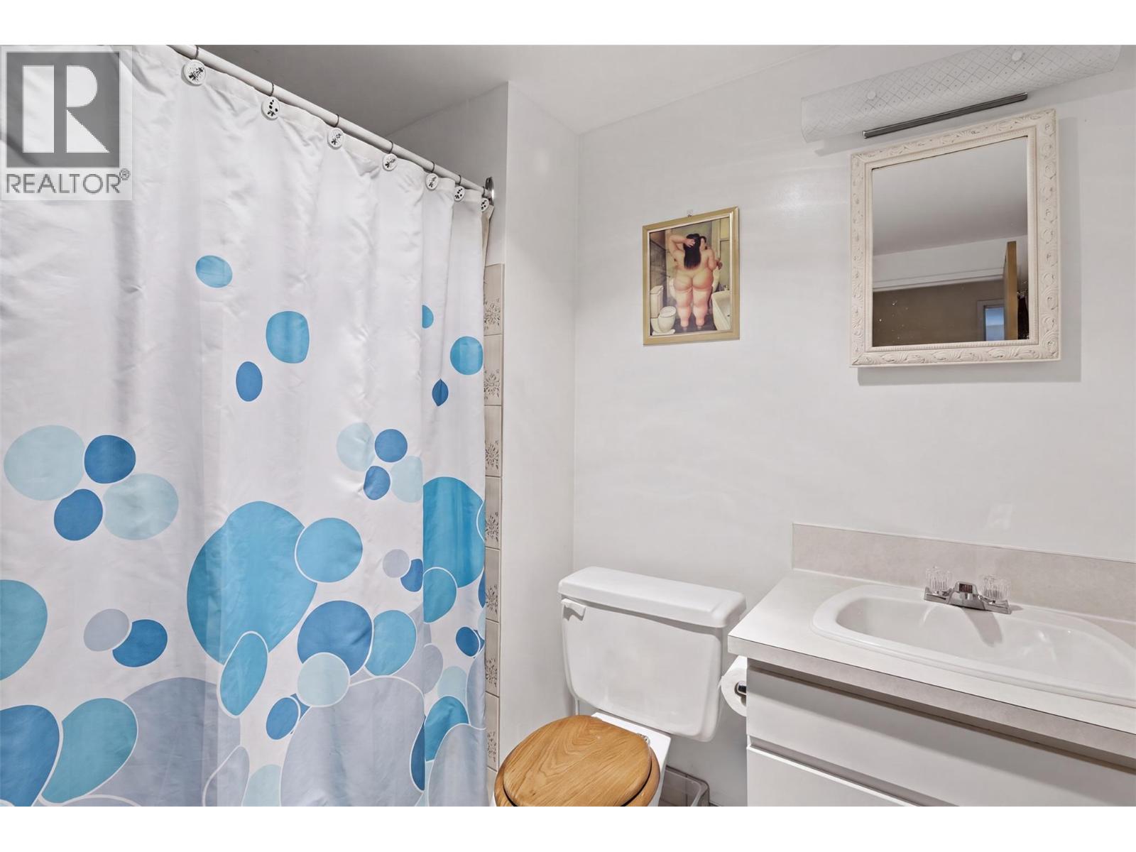 #224 1560 Summit Drive - 18