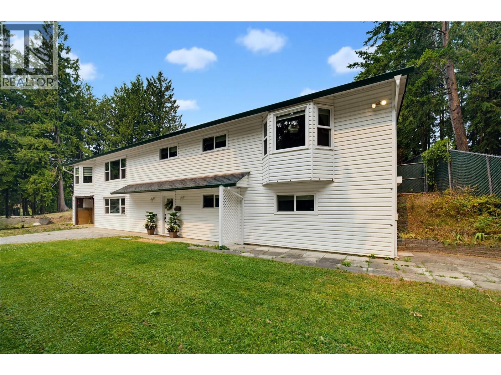 3251 5 Avenue SE - 41