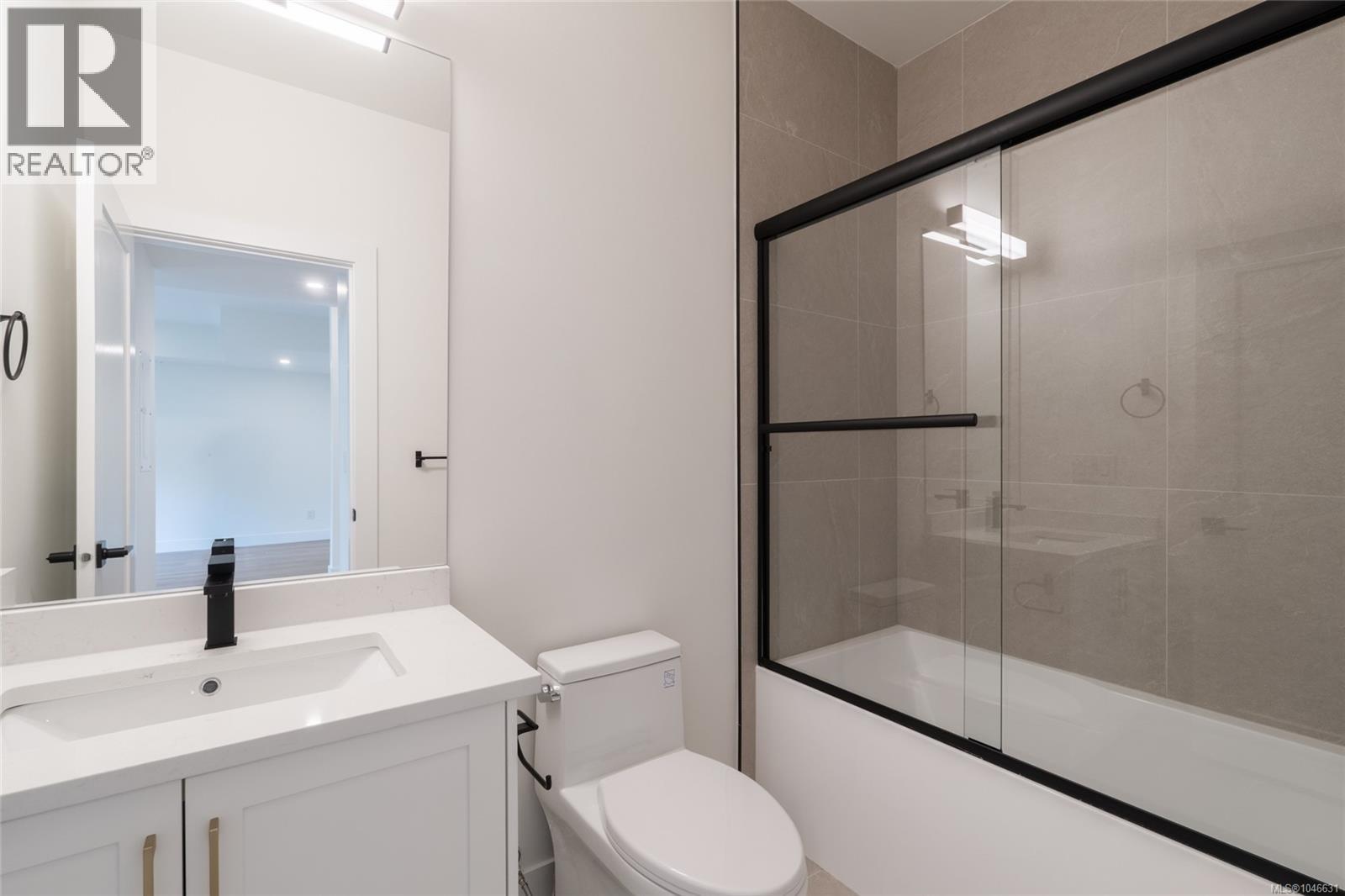 561 Belford Pl - 22