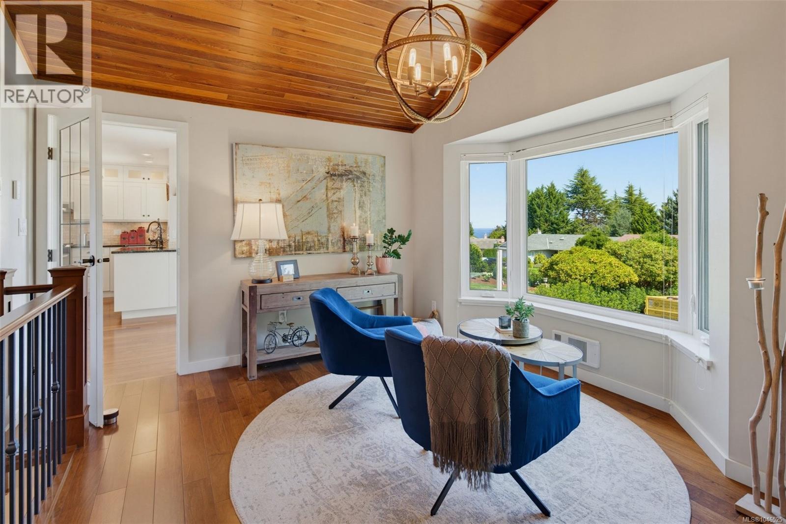  4902 Alamida Crescent, Saanich