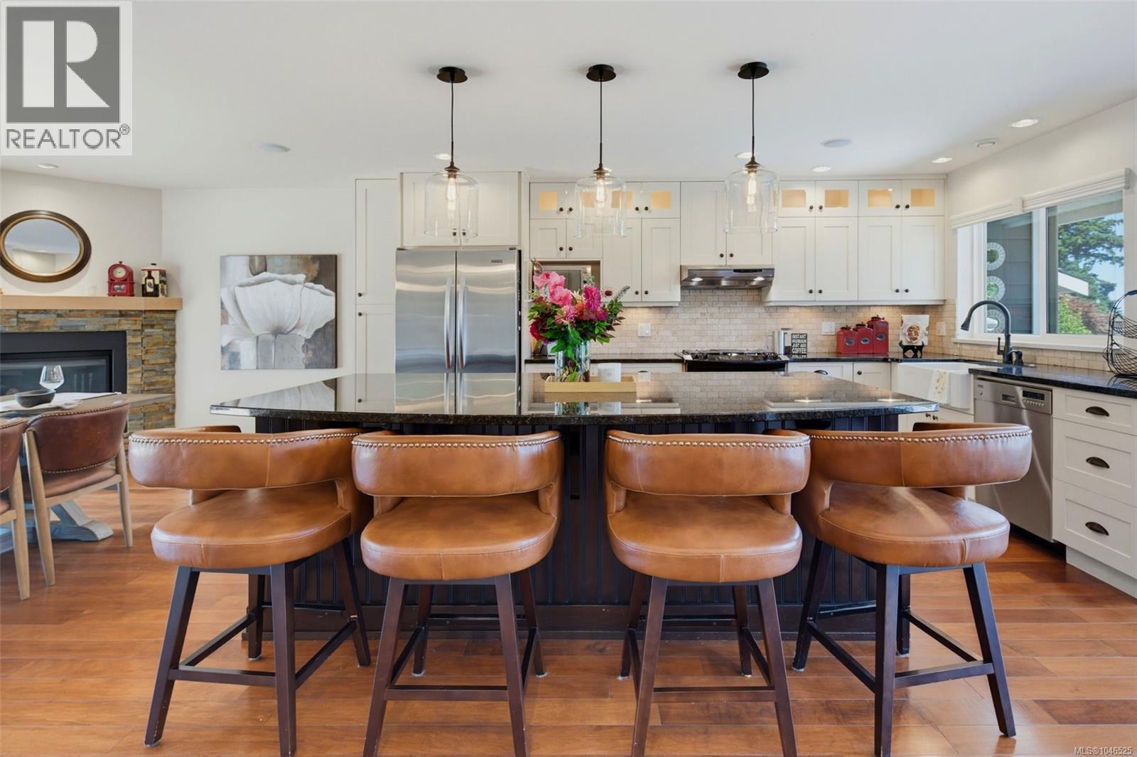  4902 Alamida Crescent, Saanich