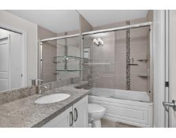 218 13897 Fraser Highway, Surrey, BC V3T0G8 Photo 18