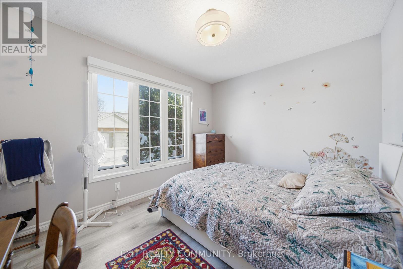 #15 601 GRENFELL DRIVE - Image 19