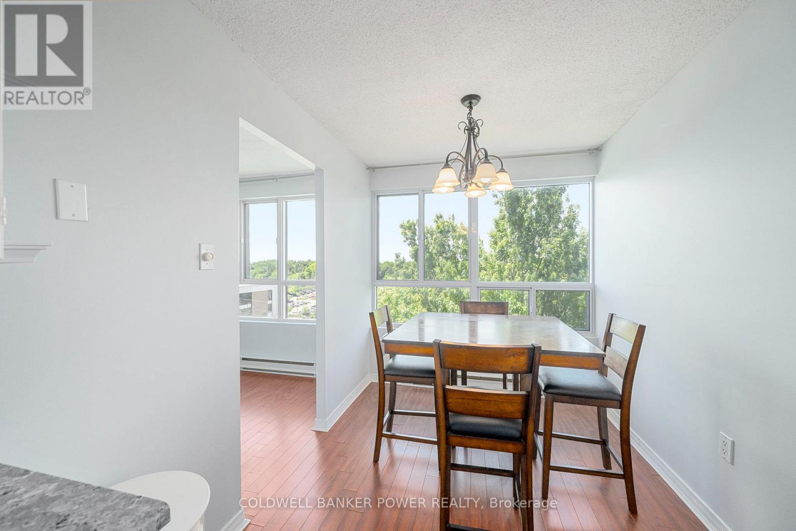 #704 600 GRENFELL DRIVE - Image 11