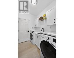 135 Plane Tree Drive, London North, ON N6G5H4 Photo 23