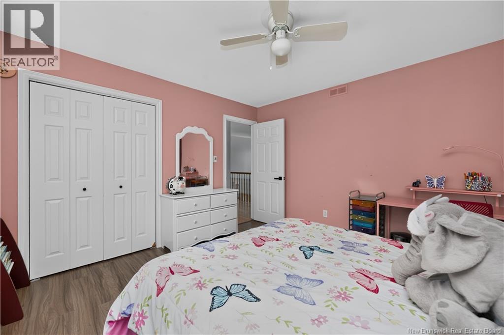 127 FAIRVIEW KNOLL Drive - 32